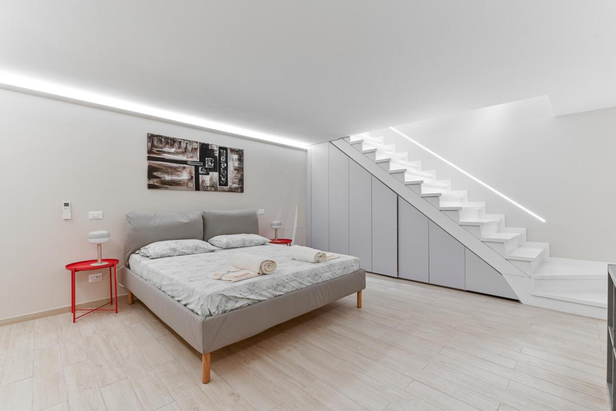 San Siro Ippodromo - Rho Fiera Elegant Two-Story Loft Villa - Milan — Photos 3